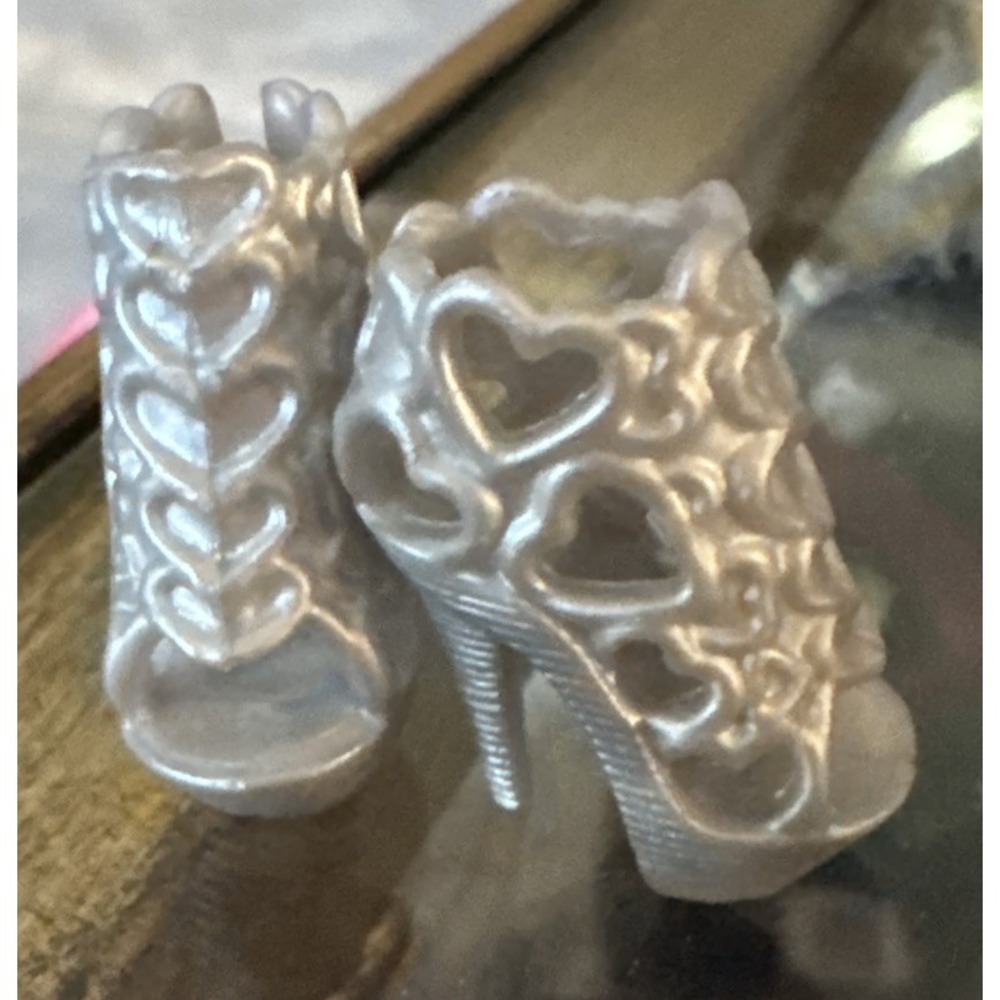 Barbie Doll Shoes Silver Heart Cut Out Spike High Heels Platforms Mattel